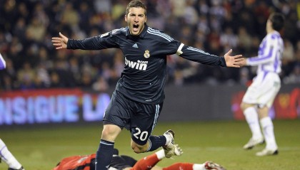 开云体育运营团队_足球前瞻，萨索洛迎战都灵，攻防对决点燃主场激情